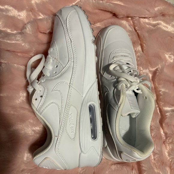 Nike Other - Nike Air Max 90